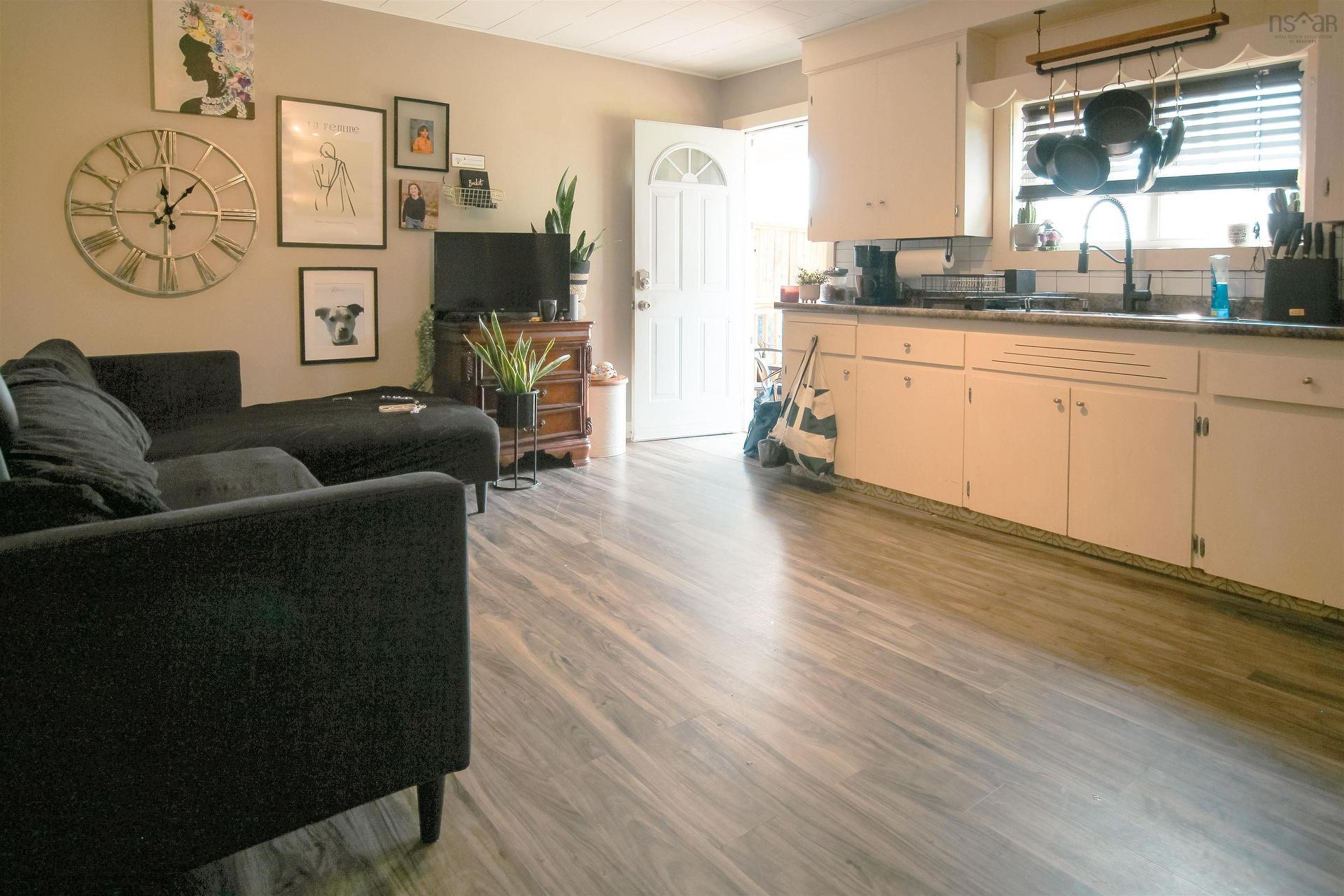 6452 Highway 3, Western Shore, NS