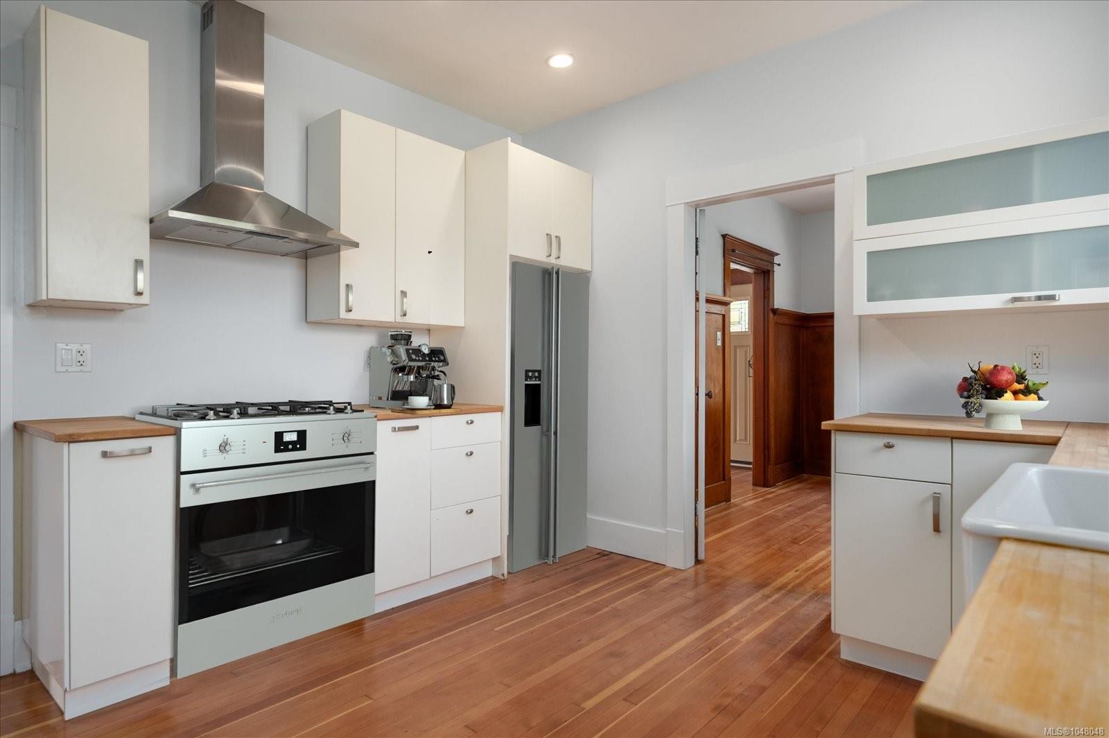 733 Fitzwilliam St, Nanaimo, BC