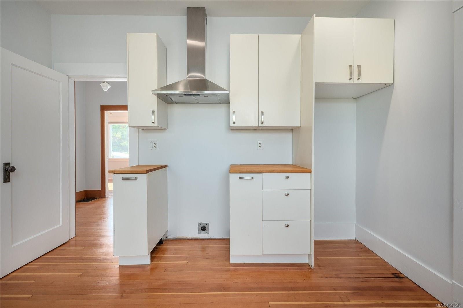 733 Fitzwilliam St, Nanaimo, BC