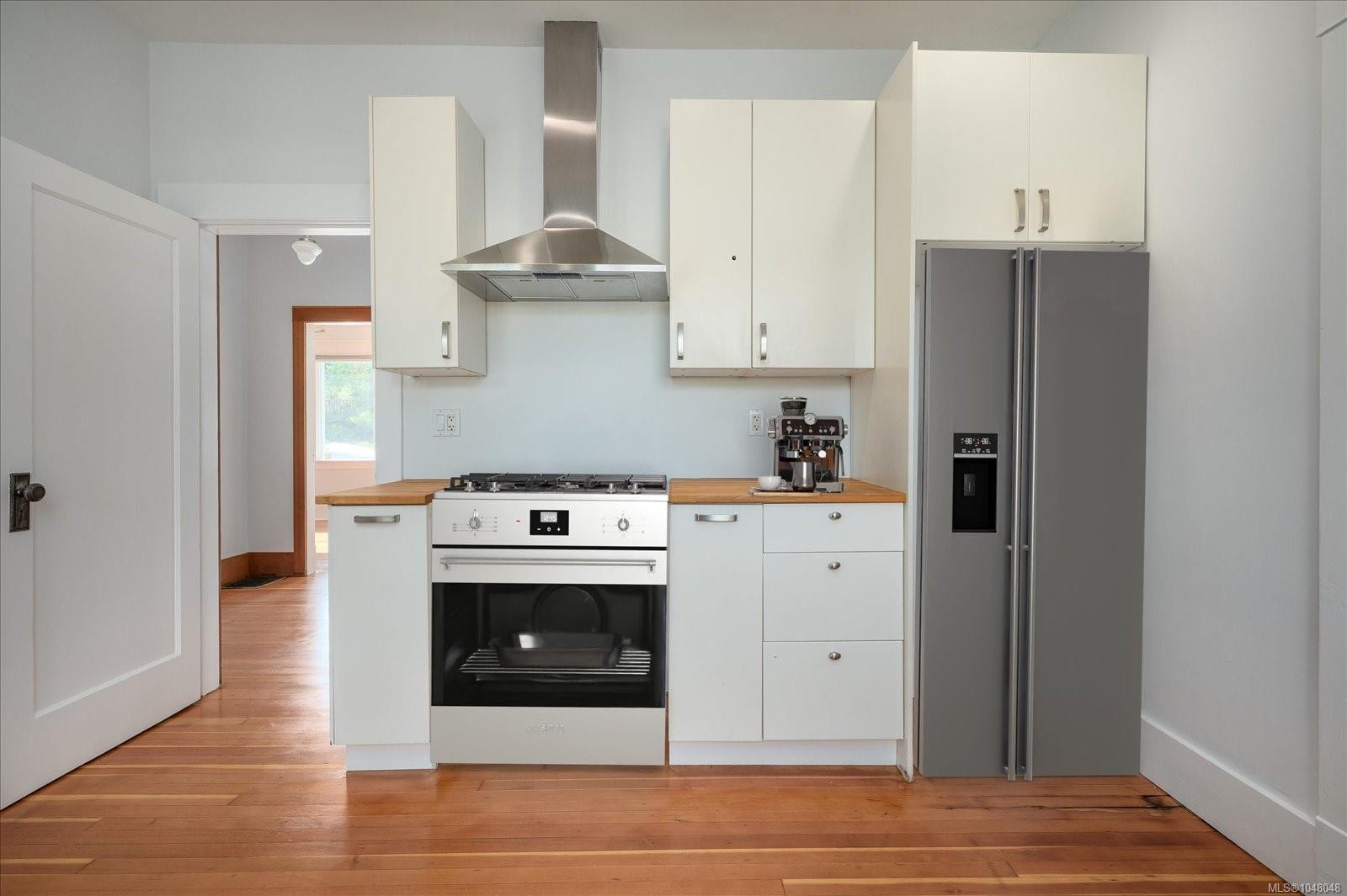733 Fitzwilliam St, Nanaimo, BC