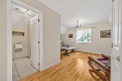 Mezzanine - 