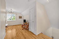 Mezzanine - 