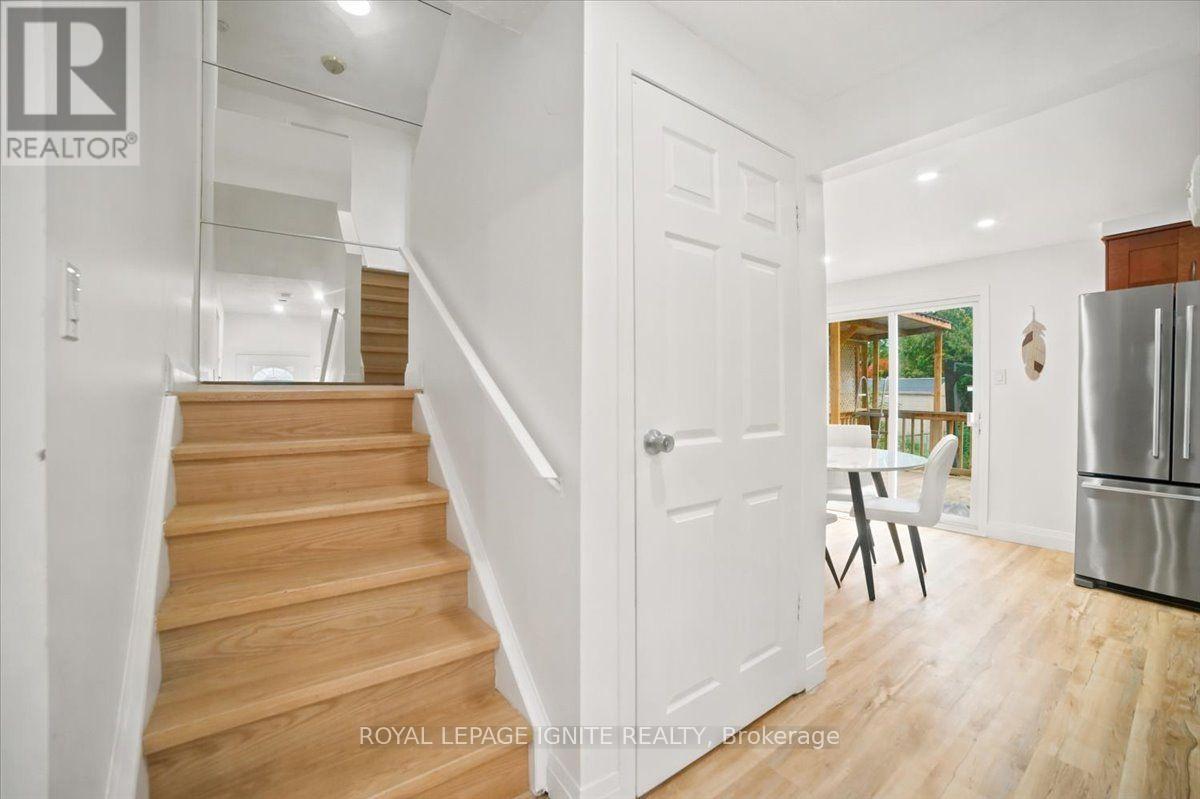 6 Upton Crescent, Guelph, ON