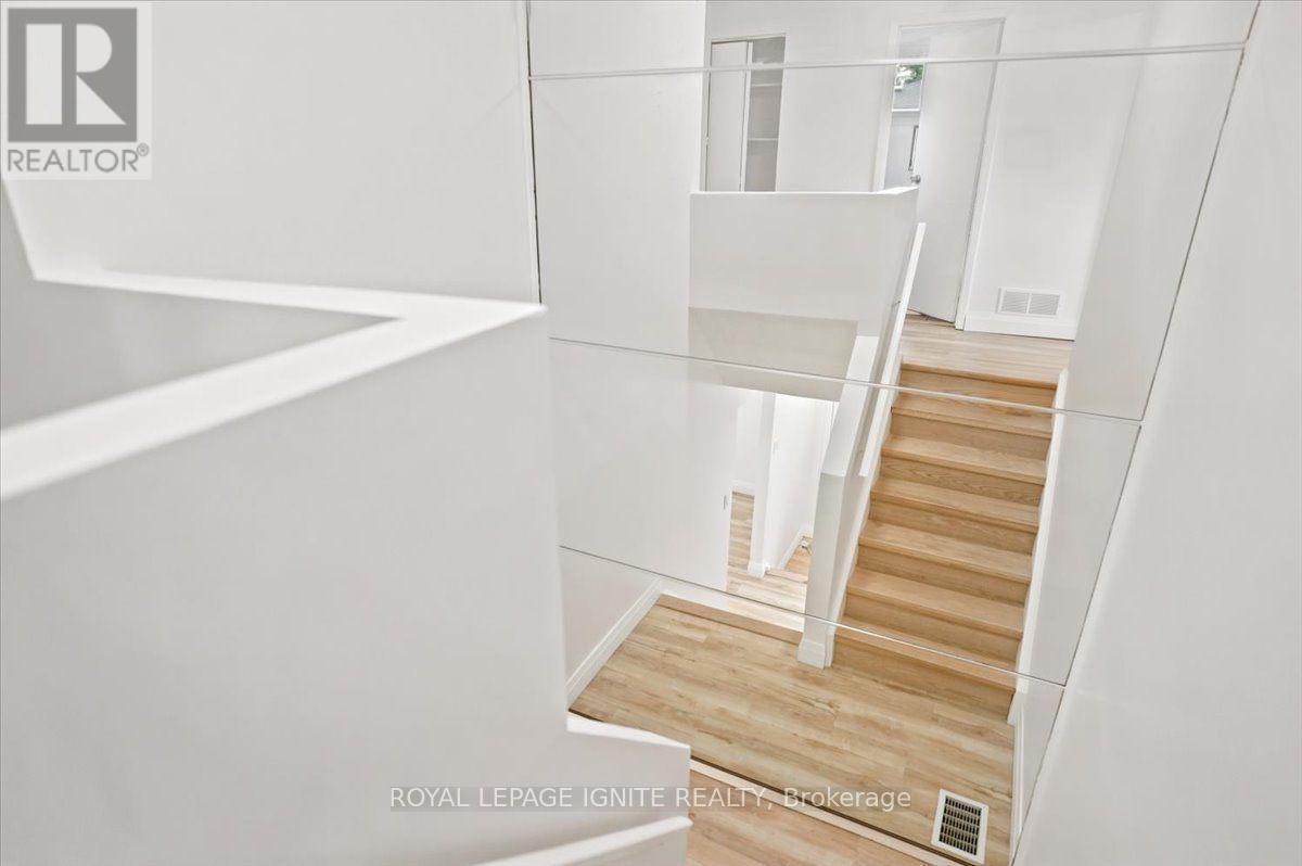 6 Upton Crescent, Guelph, ON