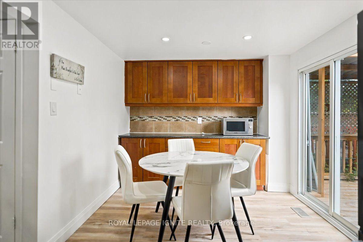 6 Upton Crescent, Guelph, ON