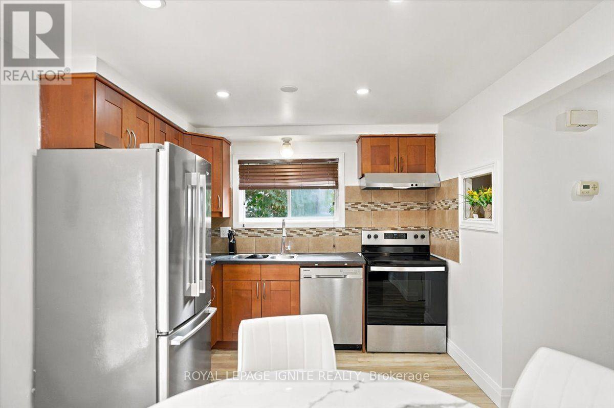 6 Upton Crescent, Guelph, ON