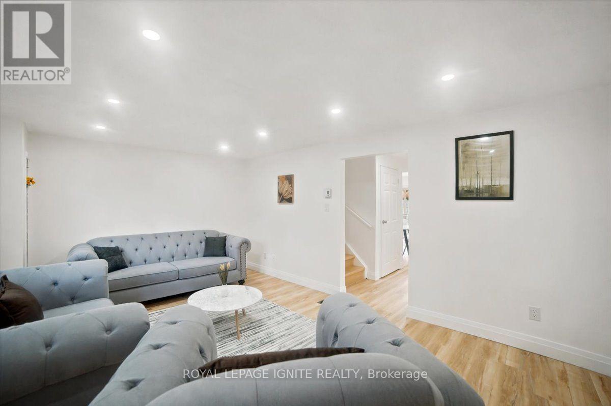 6 Upton Crescent, Guelph, ON