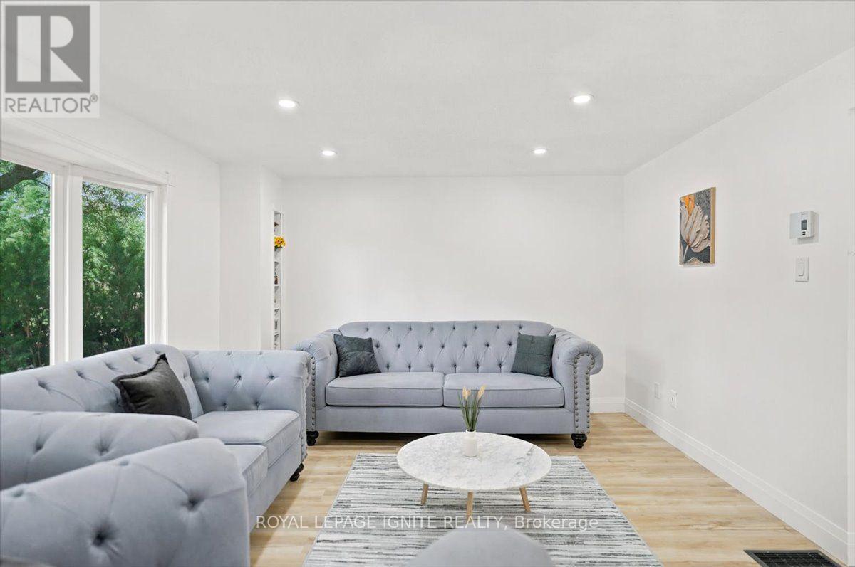 6 Upton Crescent, Guelph, ON