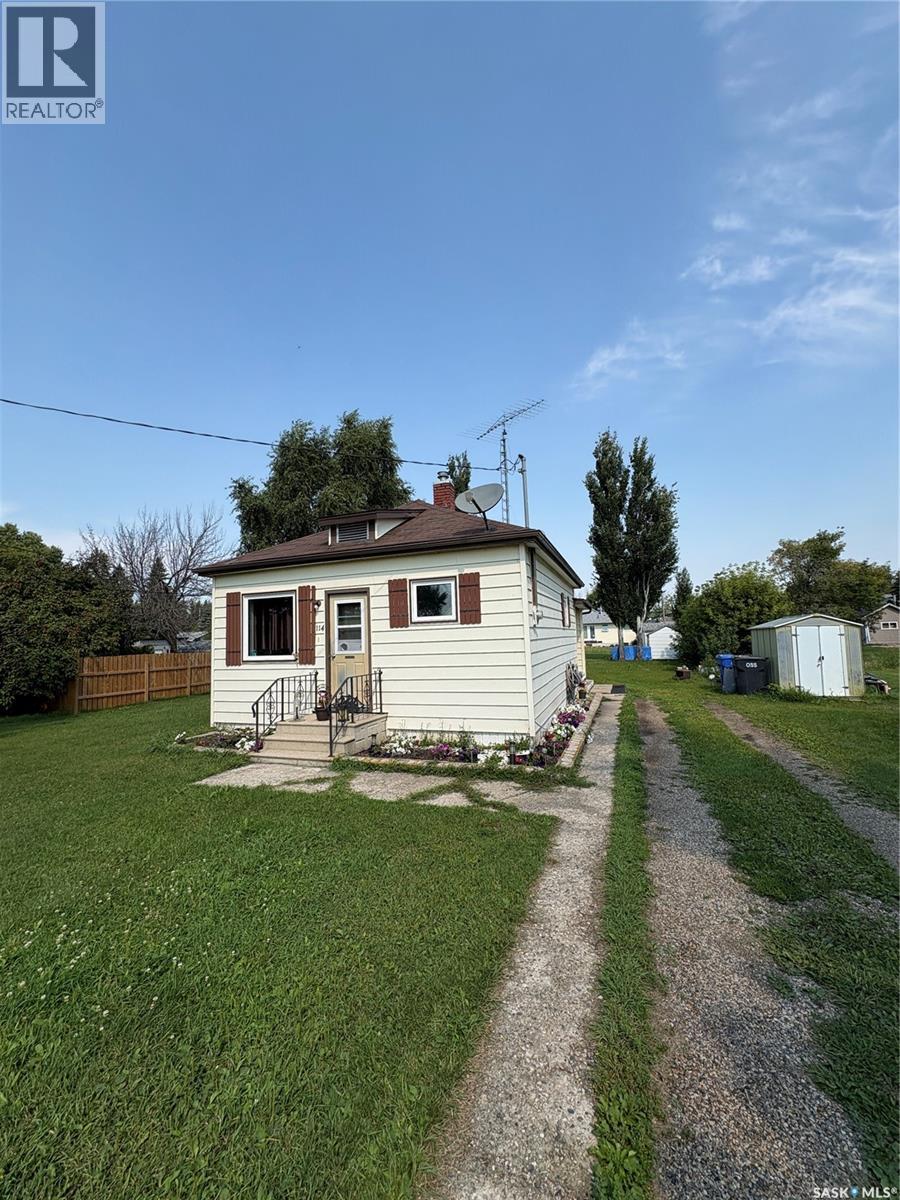 114 Road Avenue, Langenburg, SK