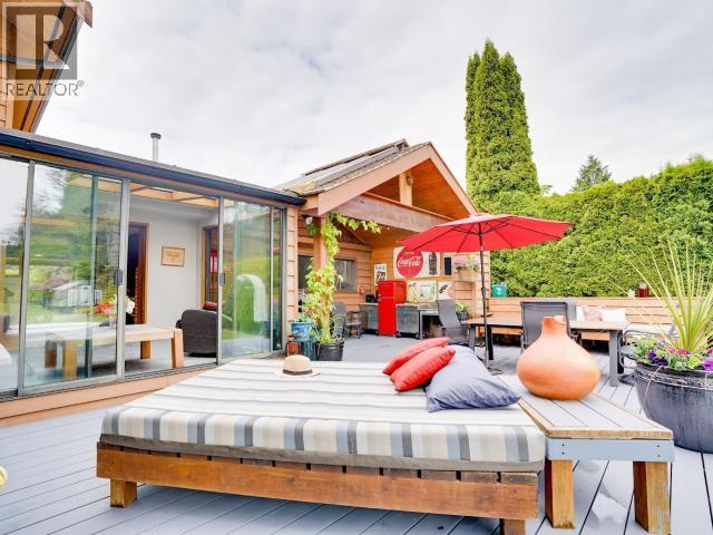 5366 Manson Ave, Powell River, BC