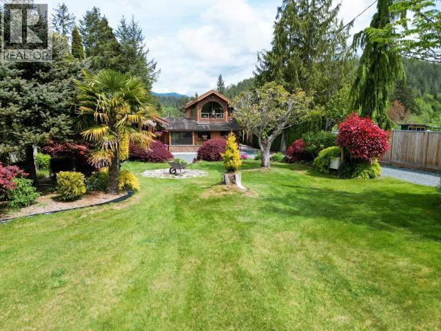 5366 Manson Ave, Powell River, BC