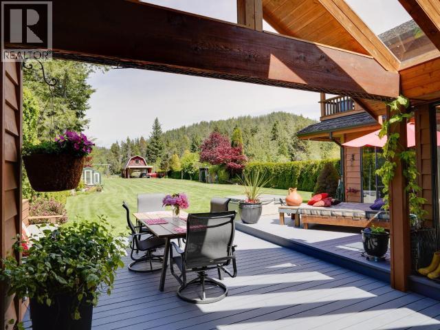 5366 Manson Ave, Powell River, BC