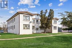 7 - 1031 CHURCHILL AVENUE E Oakville, ON L6H 1A3