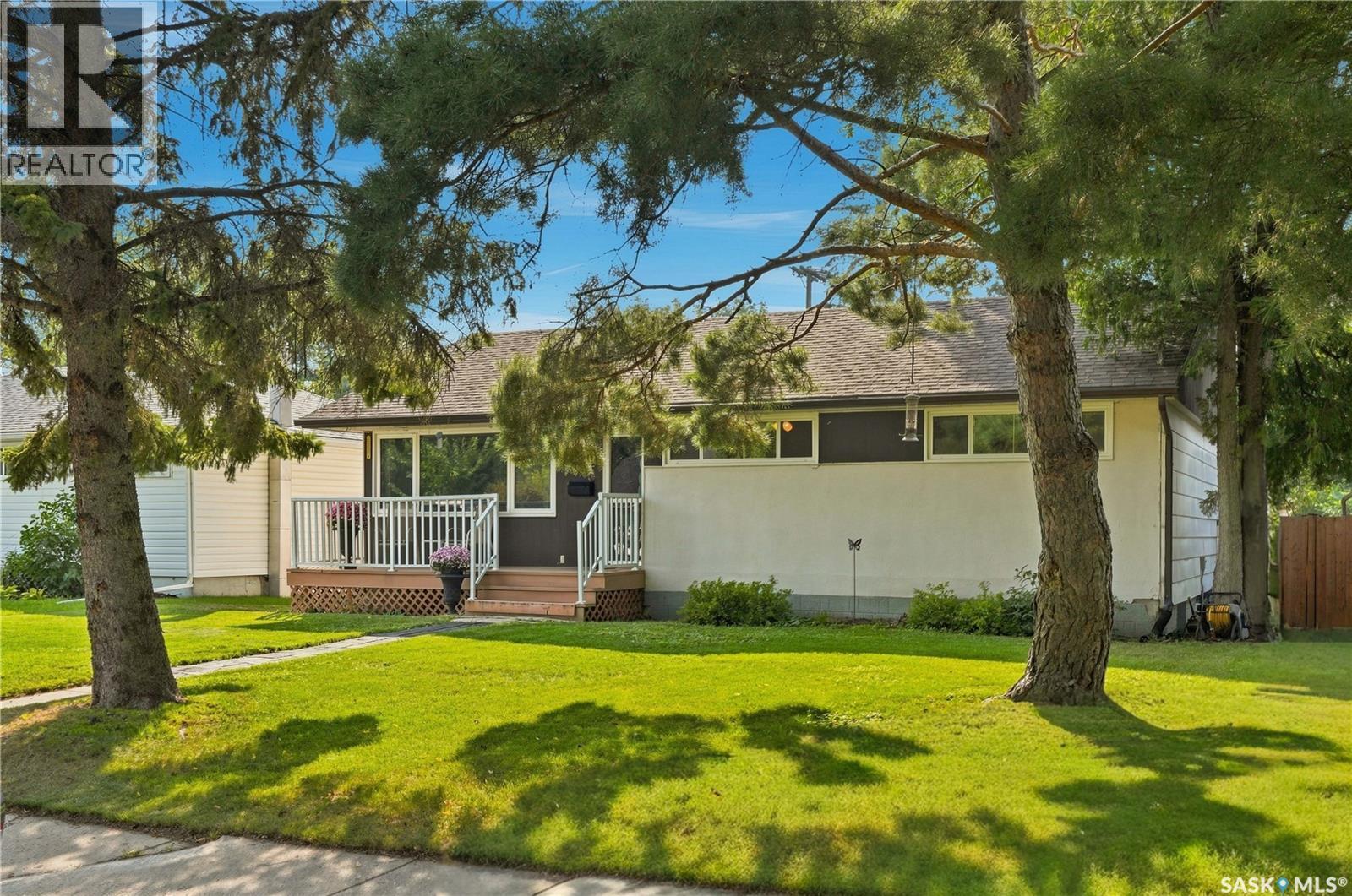 1810 Cairns Avenue, Saskatoon, SK