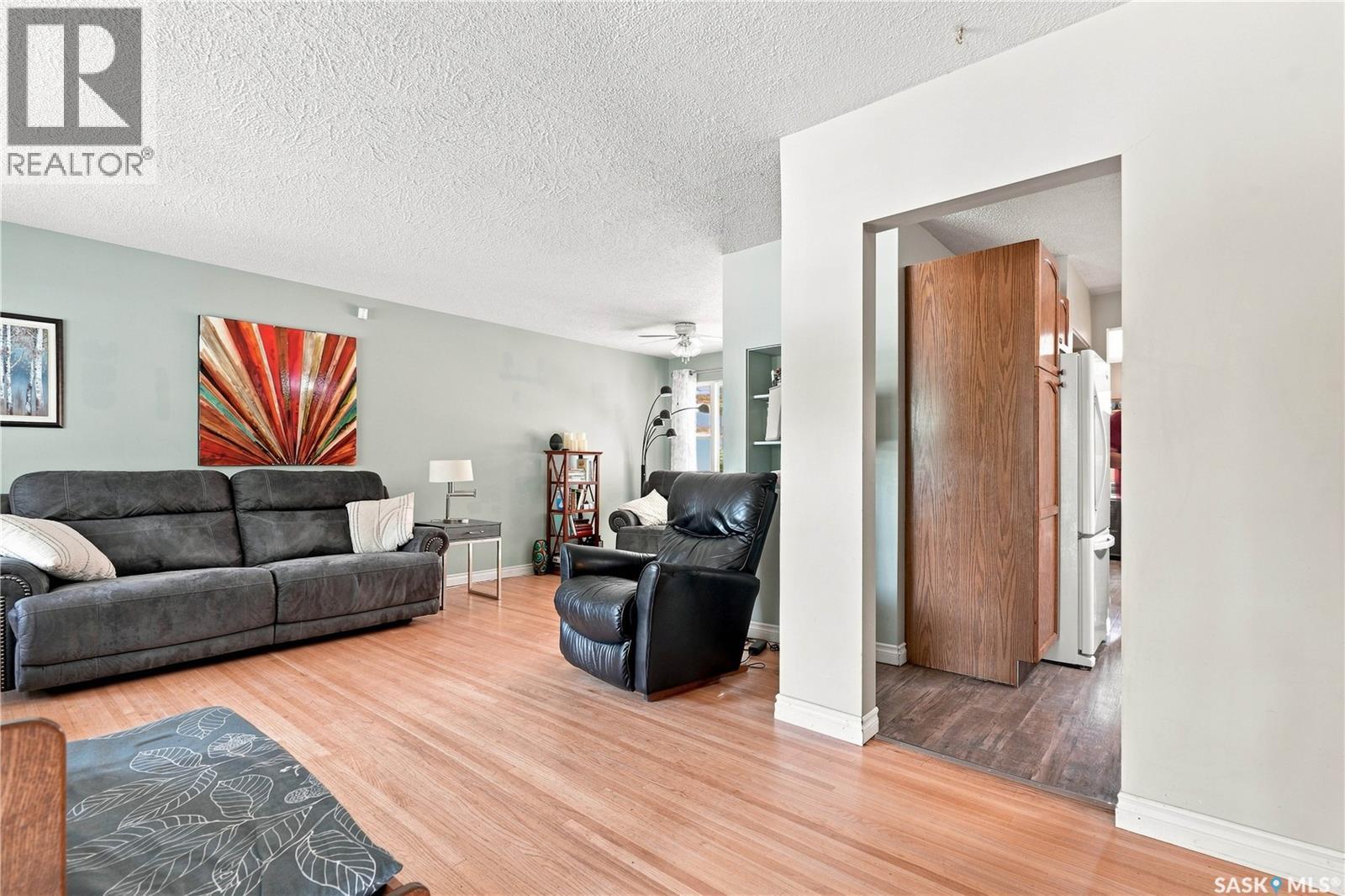 1810 Cairns Avenue, Saskatoon, SK