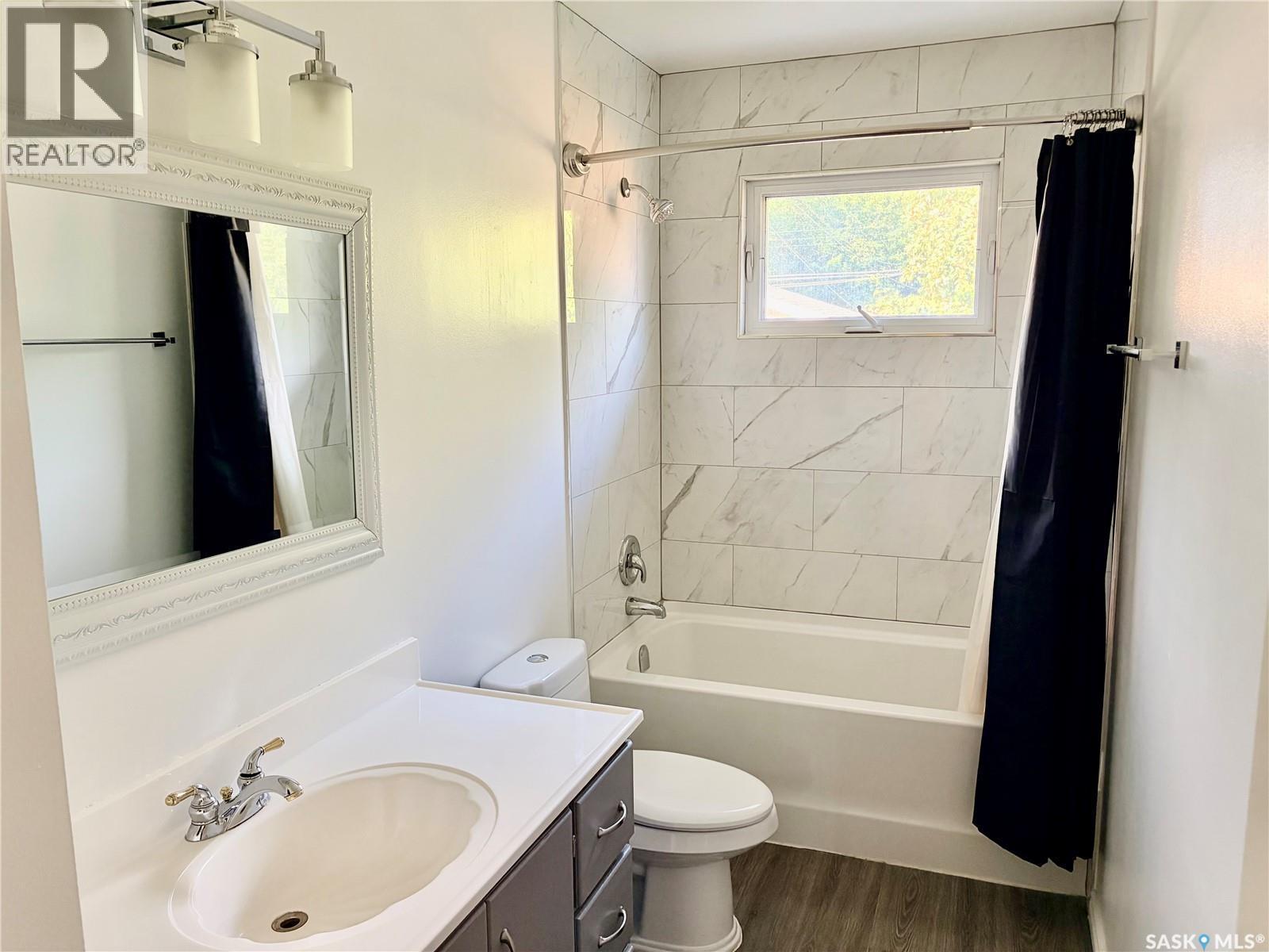 445 Winnipeg Avenue S, Saskatoon, SK