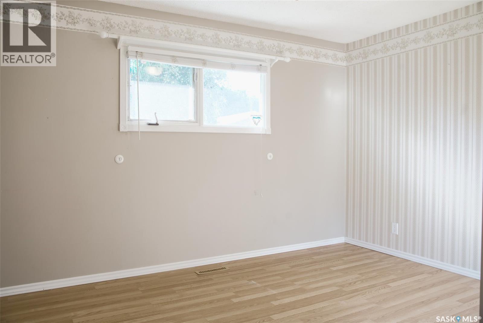 445 Winnipeg Avenue S, Saskatoon, SK