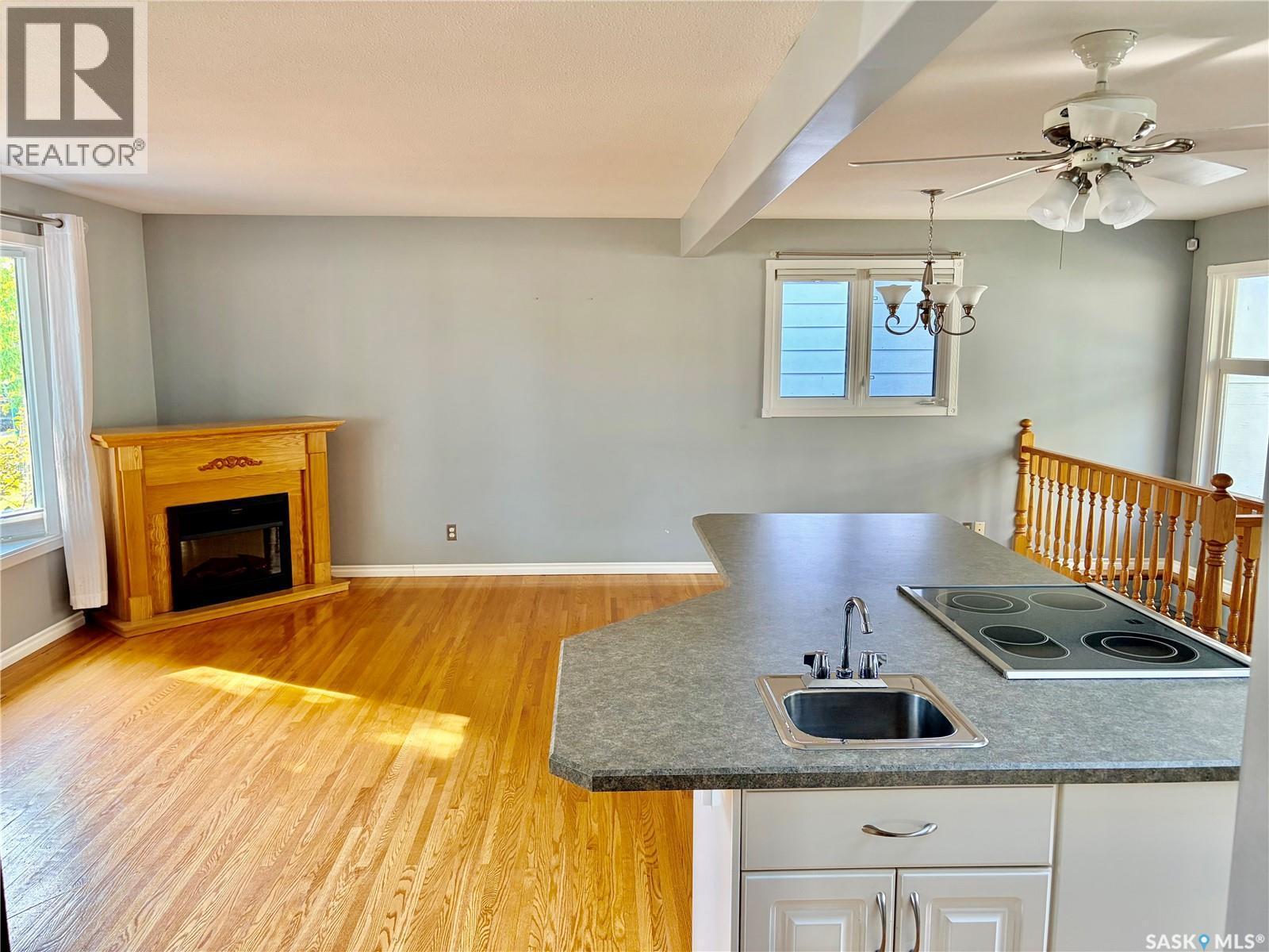 445 Winnipeg Avenue S, Saskatoon, SK