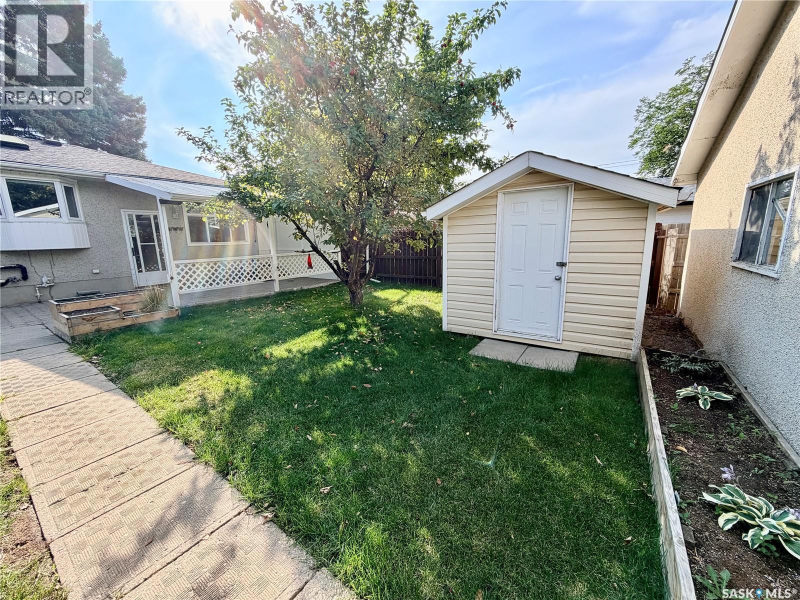 445 Winnipeg Avenue S, Saskatoon, SK
