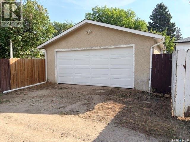 445 Winnipeg Avenue S, Saskatoon, SK