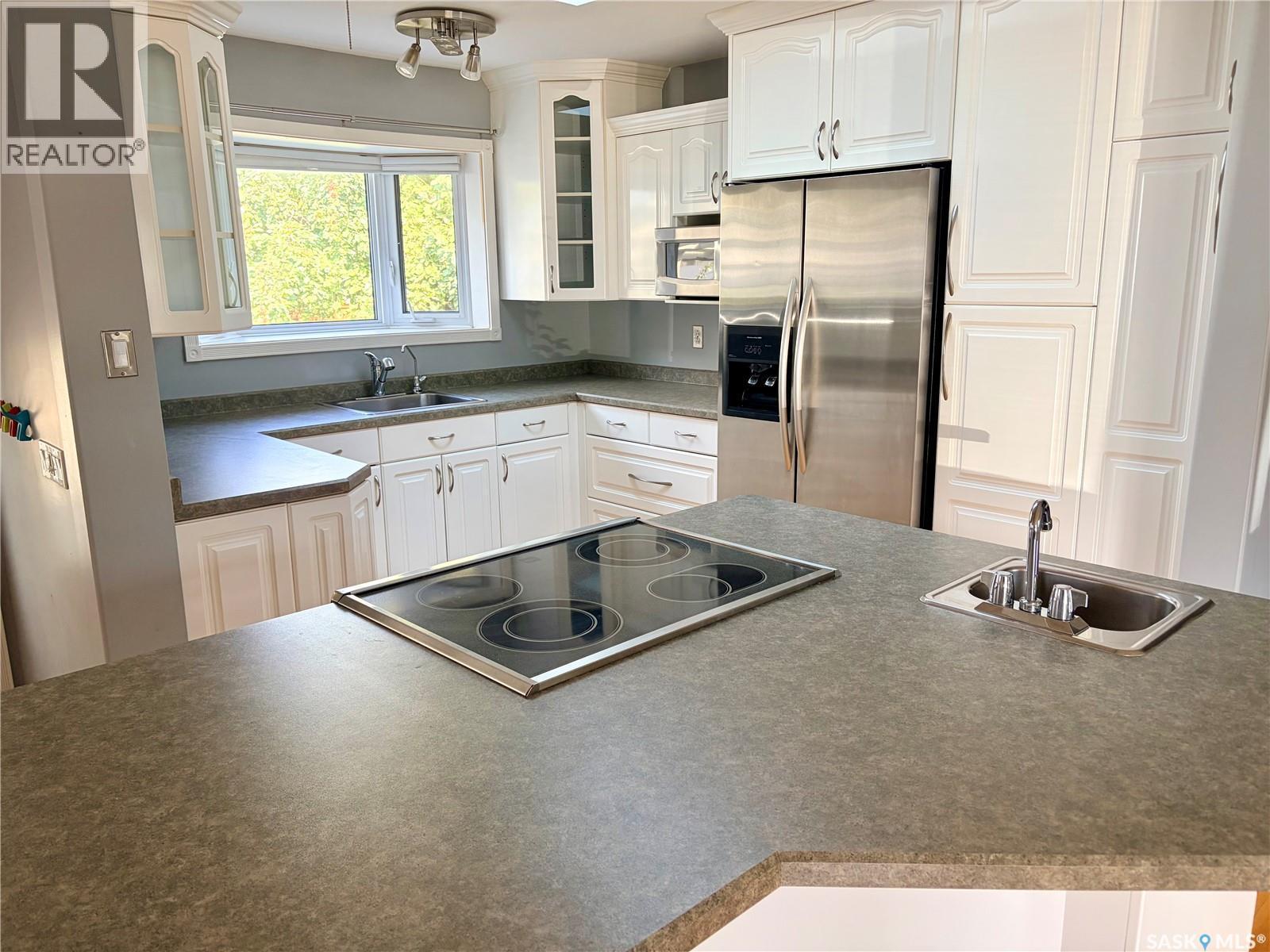 445 Winnipeg Avenue S, Saskatoon, SK
