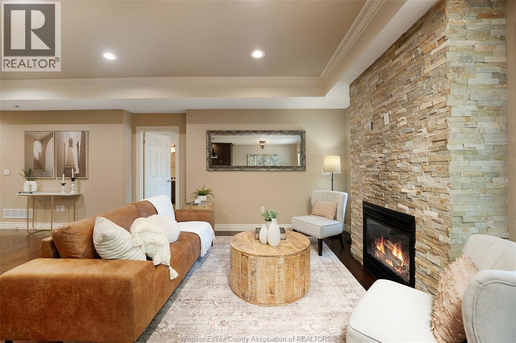 11892 Boulder Crescent, Windsor, ON