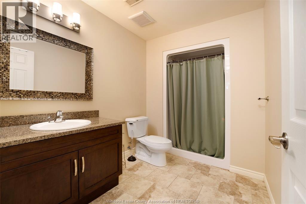 11892 Boulder Crescent, Windsor, ON