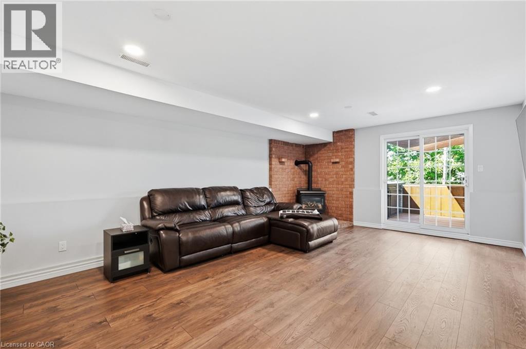 60 Ebydale Drive, Kitchener, ON