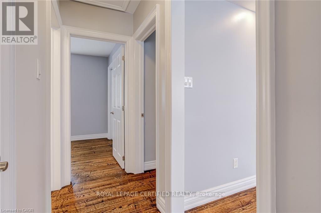 54 Duncombe Drive, Hamilton, ON