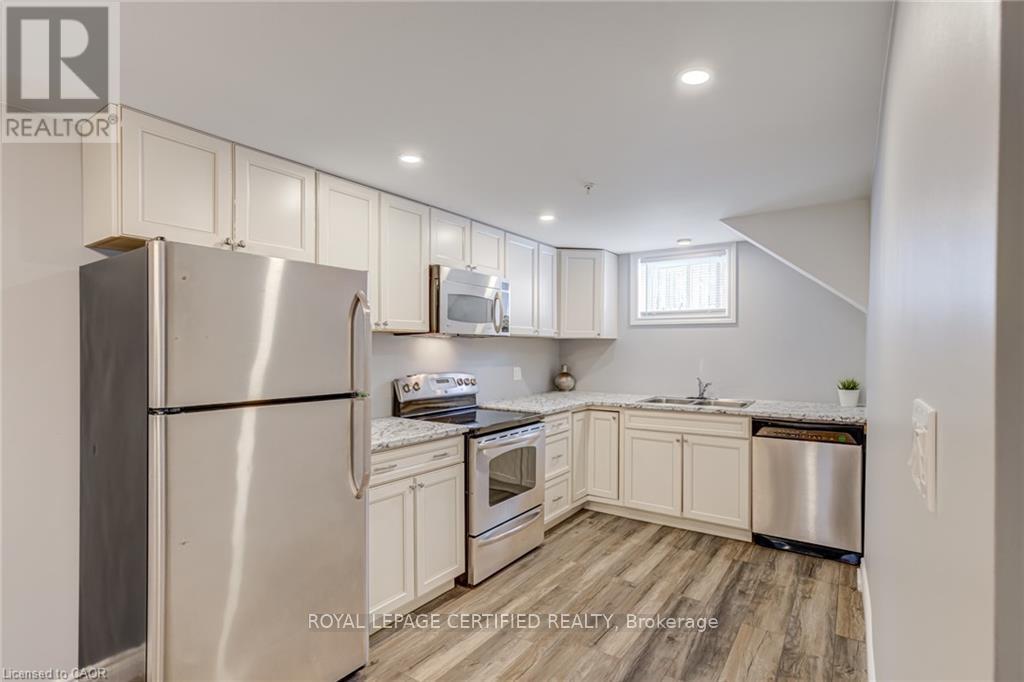 54 Duncombe Drive, Hamilton, ON