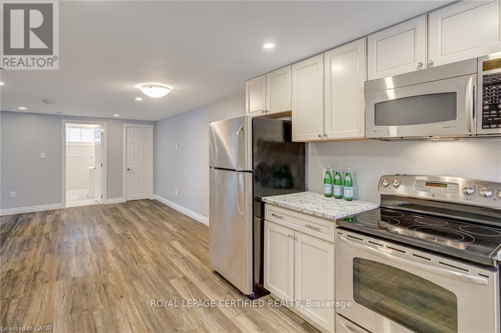 54 Duncombe Drive, Hamilton, ON