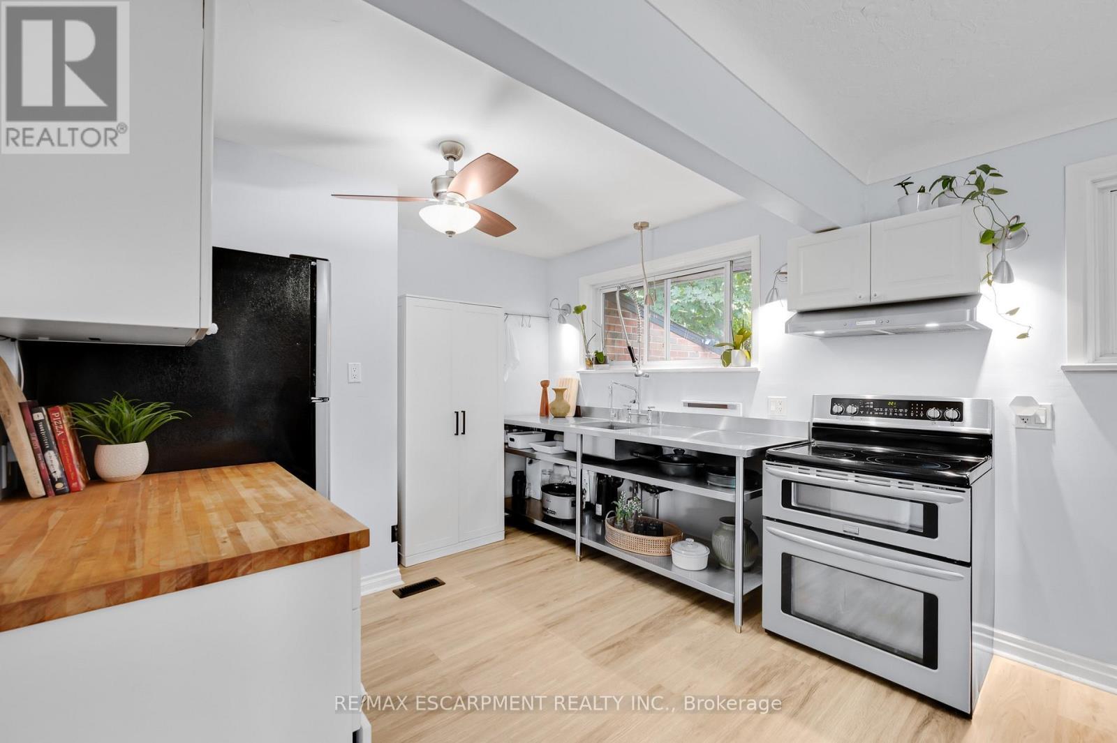 201 Terrace Drive, Hamilton, ON