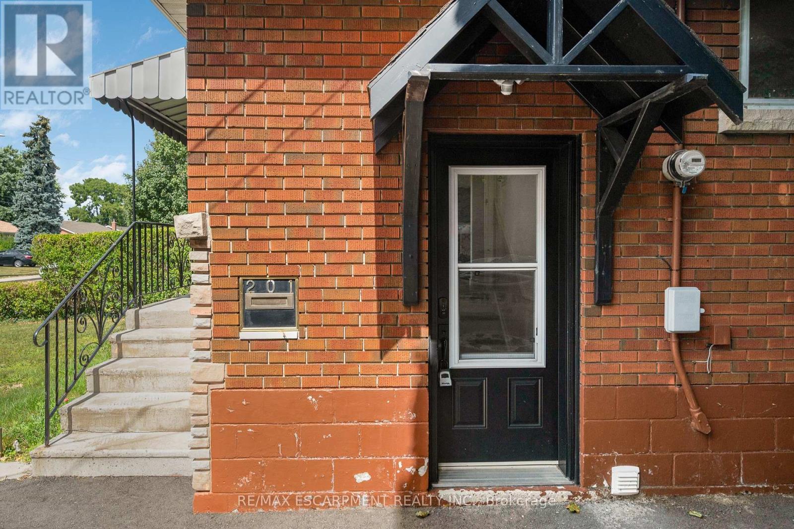 201 Terrace Drive, Hamilton, ON