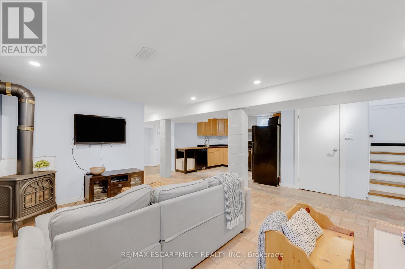 201 Terrace Drive, Hamilton, ON