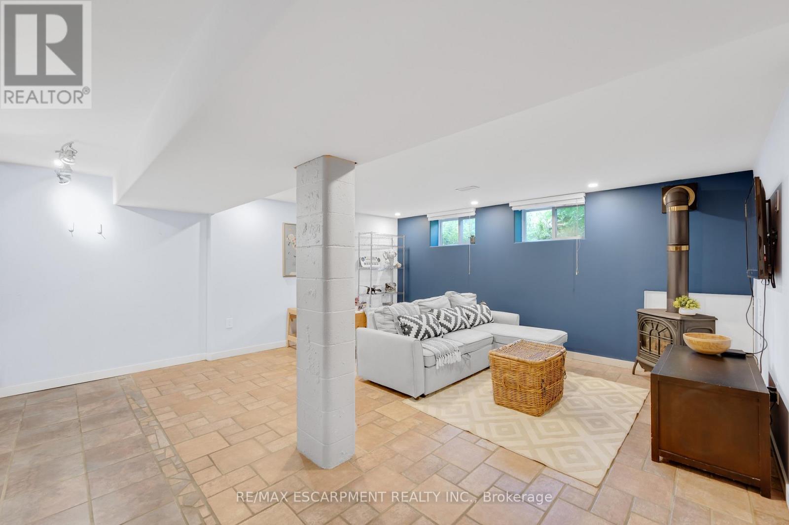 201 Terrace Drive, Hamilton, ON