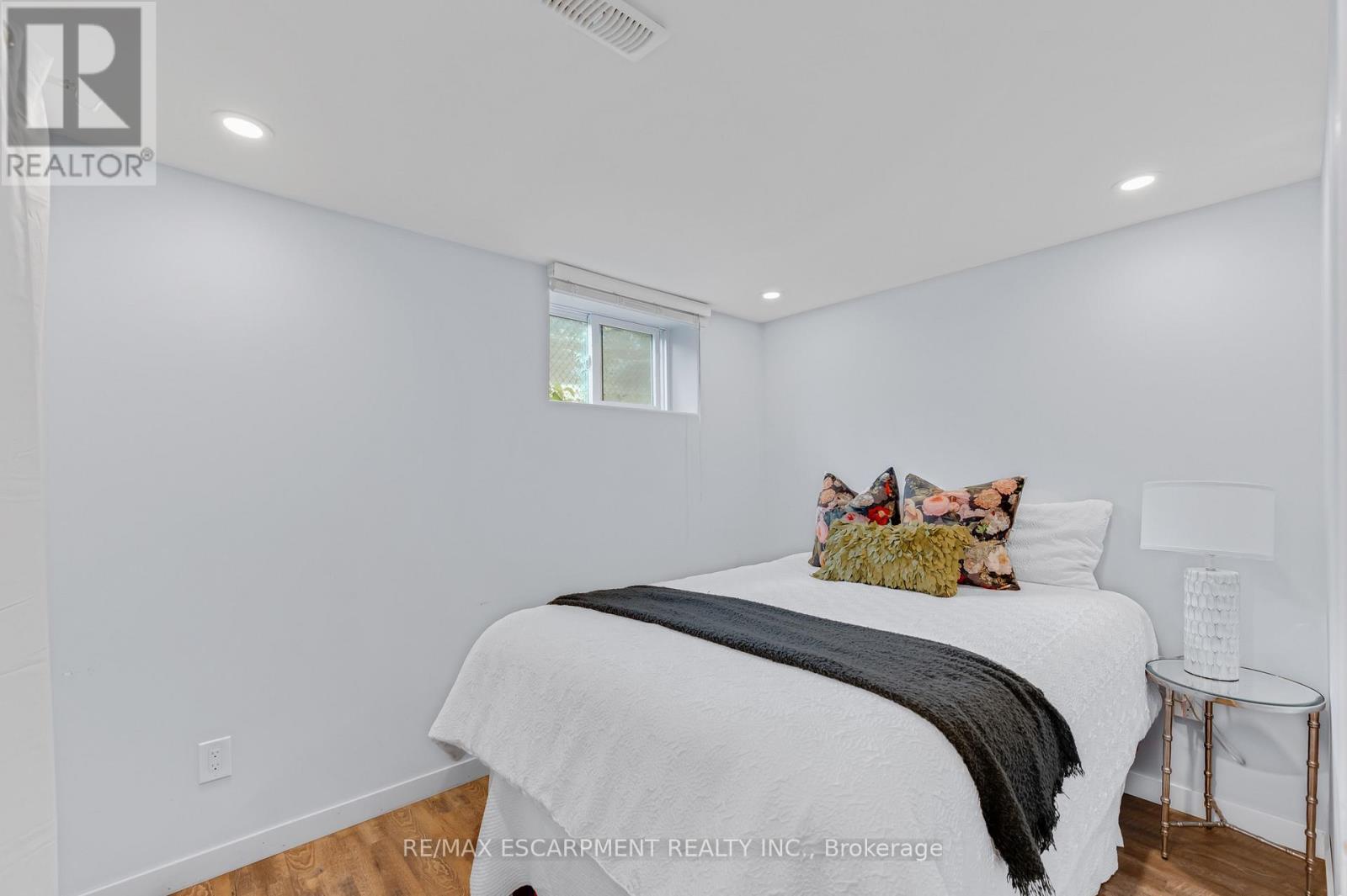 201 Terrace Drive, Hamilton, ON
