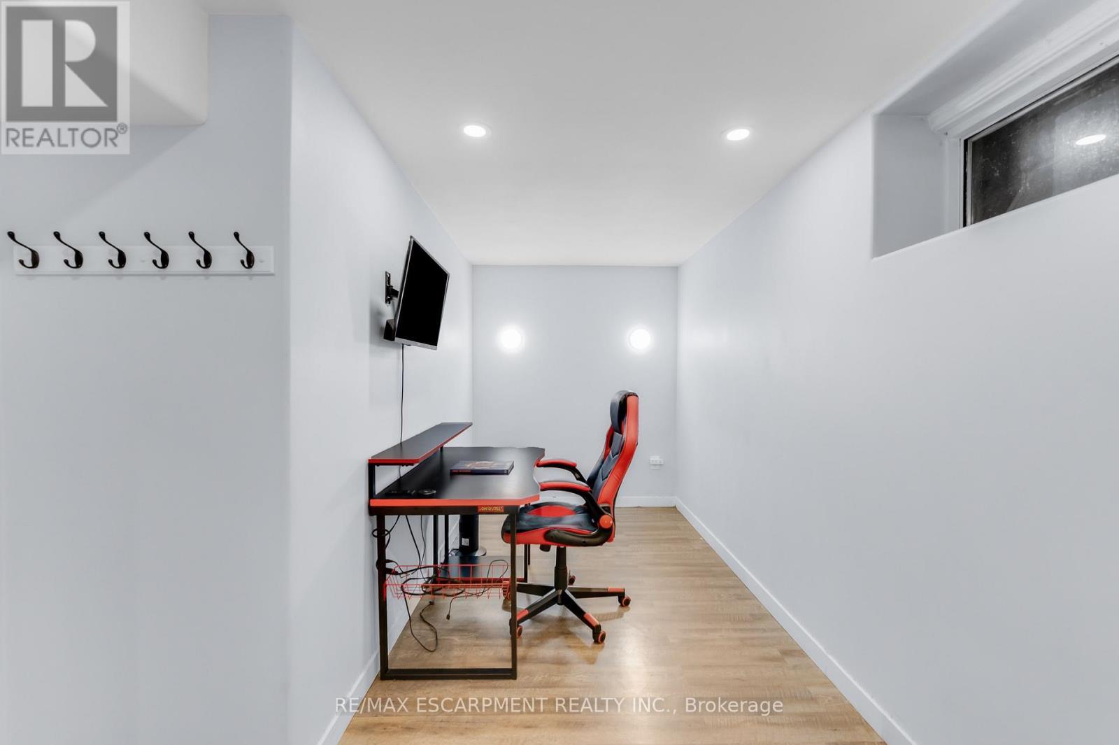 201 Terrace Drive, Hamilton, ON