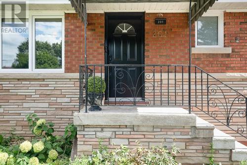 201 Terrace Drive, Hamilton, ON 