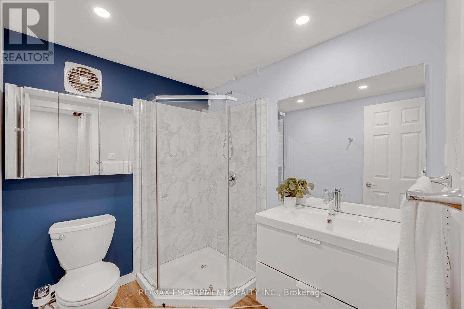 201 Terrace Drive, Hamilton, ON