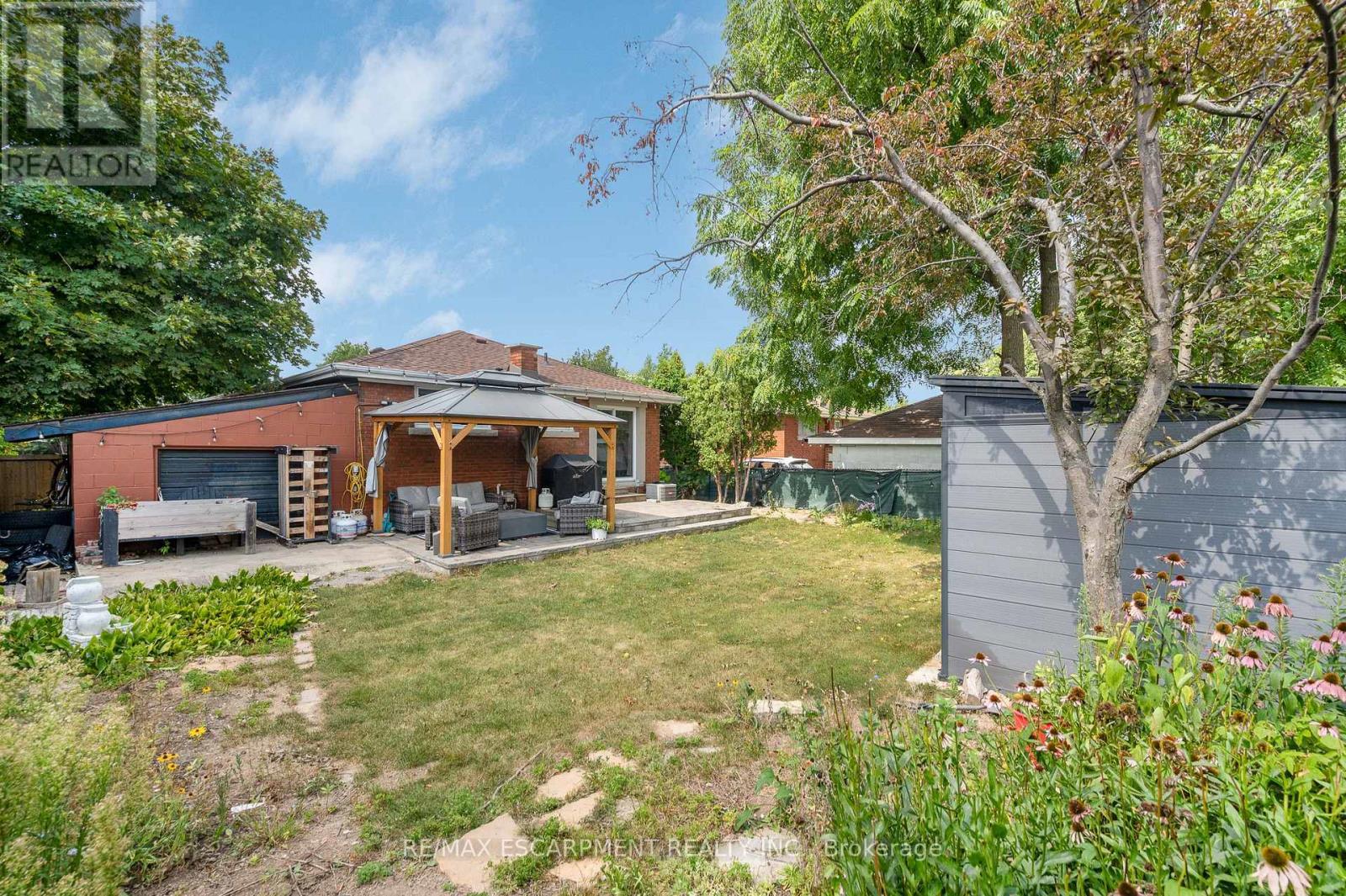 201 Terrace Drive, Hamilton, ON