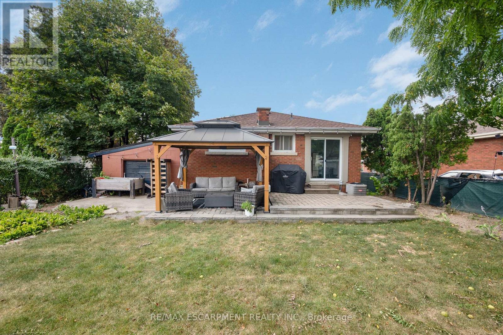 201 Terrace Drive, Hamilton, ON