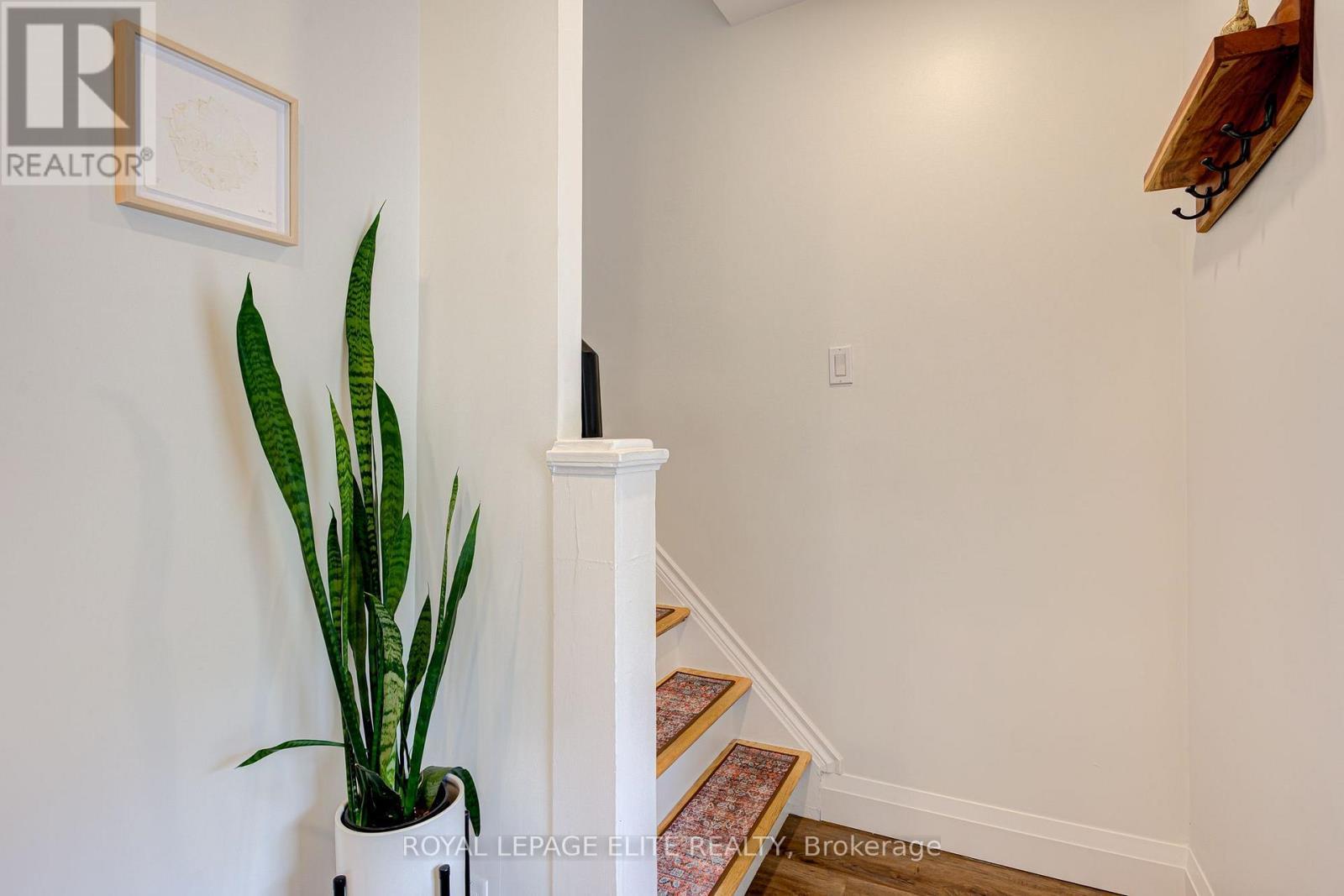 24 Stahl Avenue, Kitchener, ON