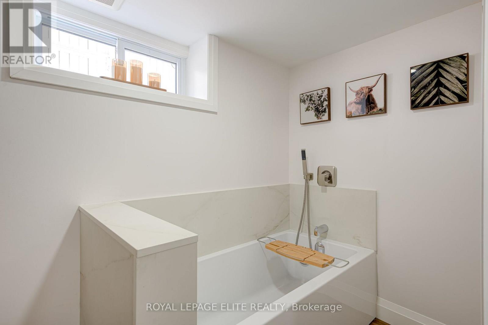 24 Stahl Avenue, Kitchener, ON