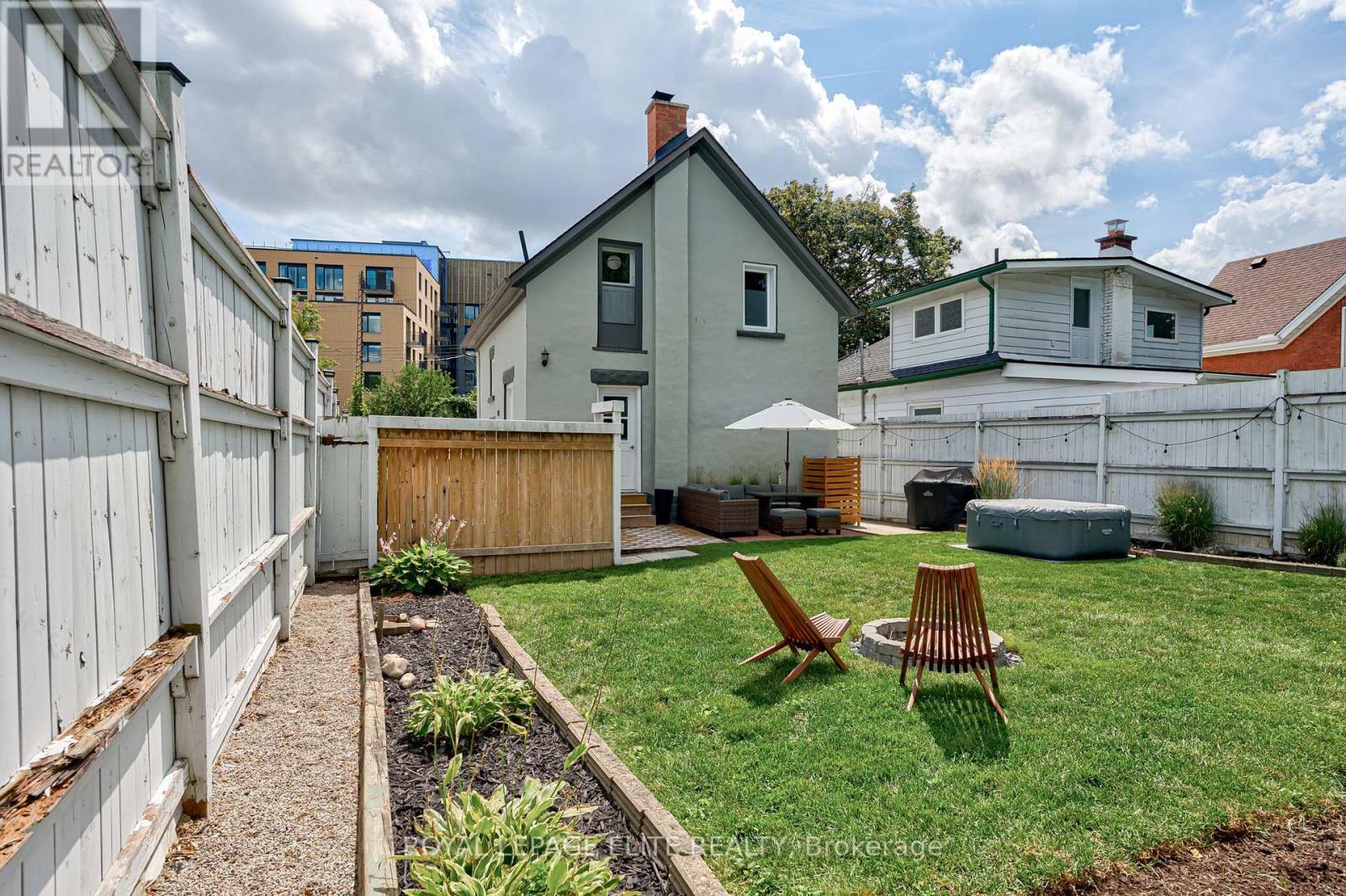 24 Stahl Avenue, Kitchener, ON