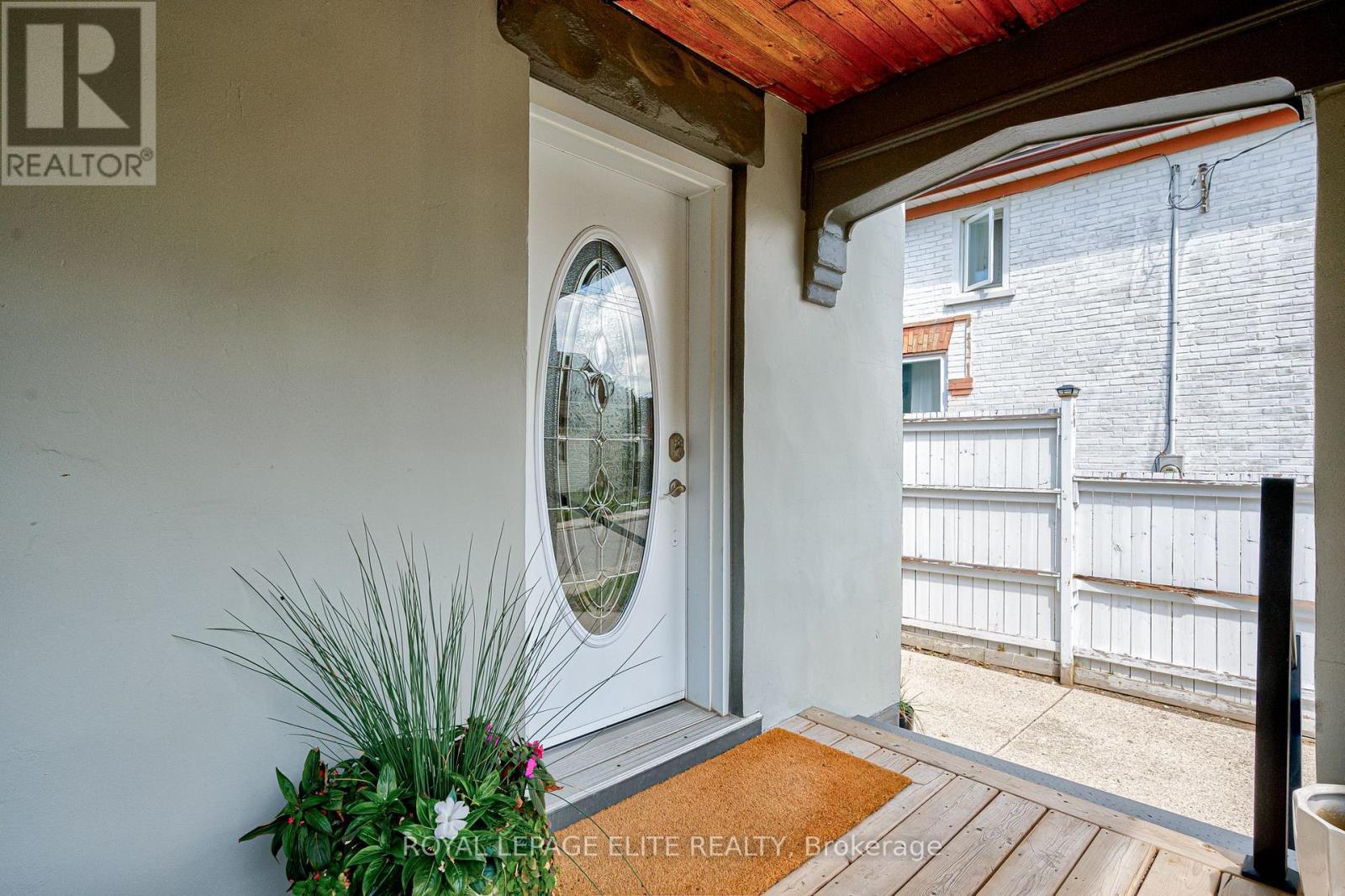 24 Stahl Avenue, Kitchener, ON