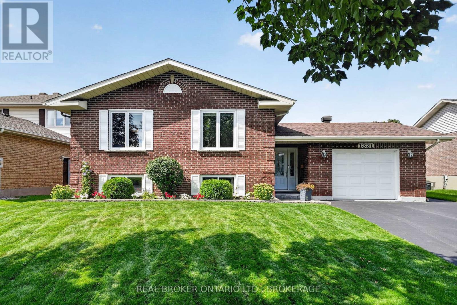 1321 Stormont Drive, Cornwall, ON