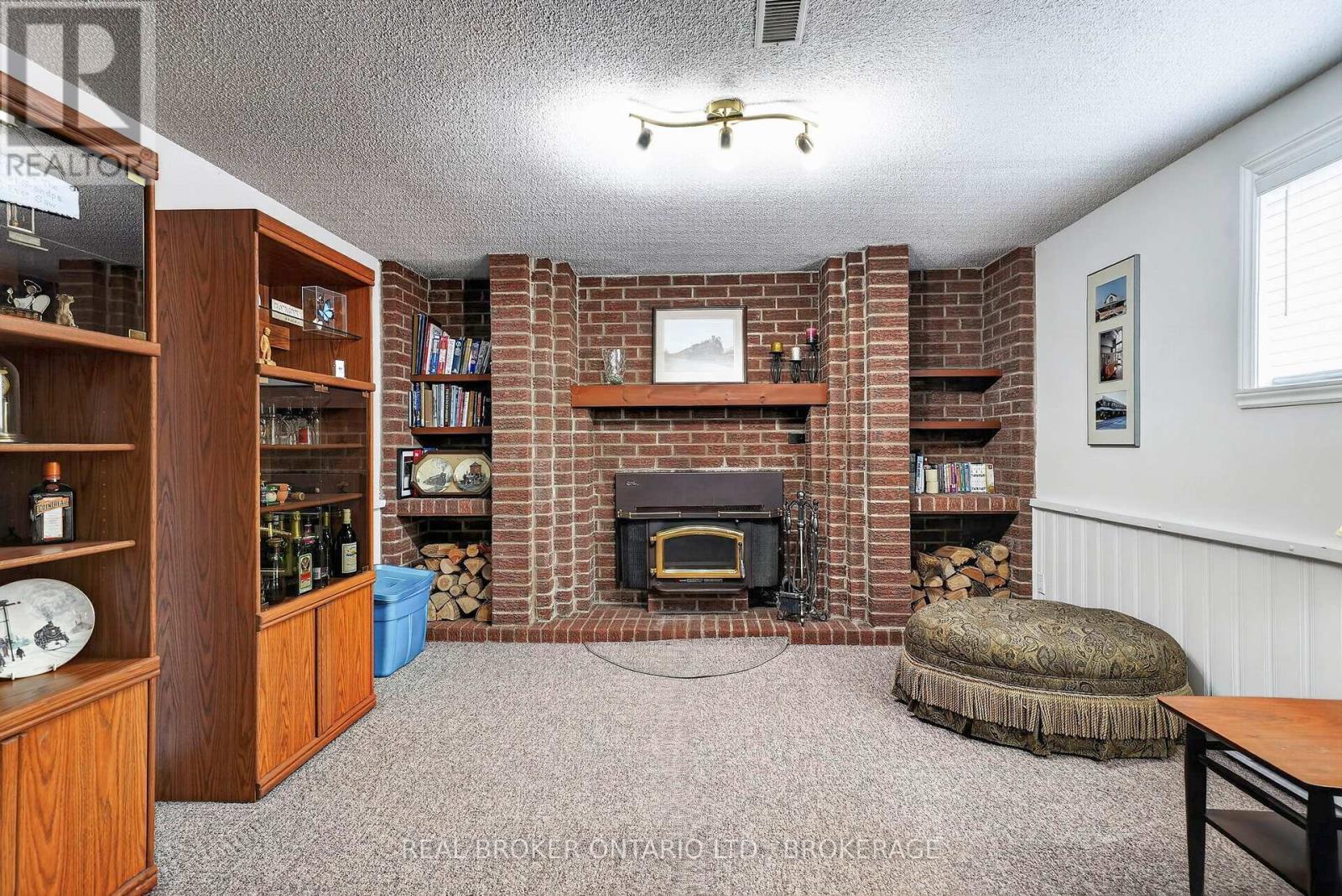 1321 Stormont Drive, Cornwall, ON