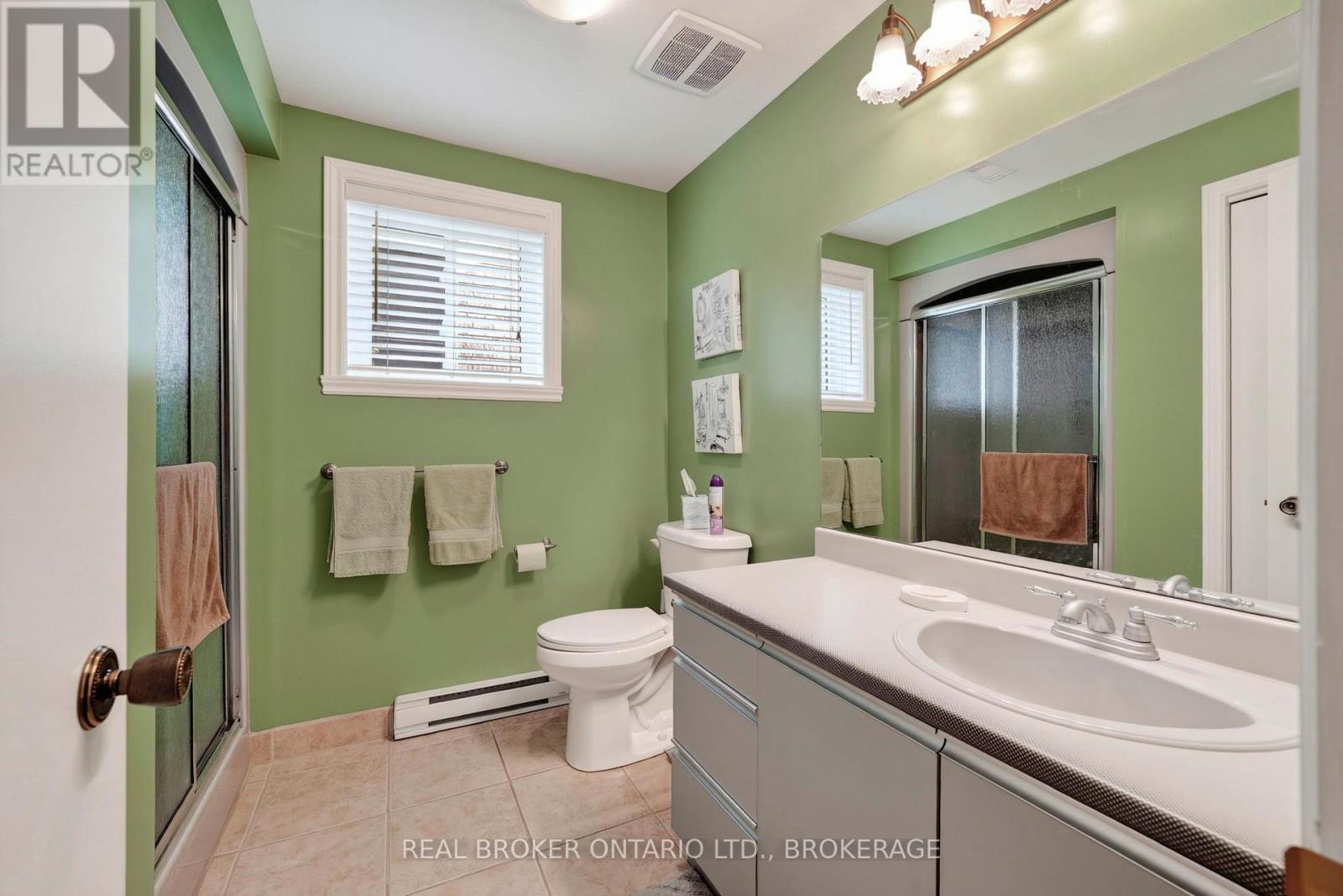 1321 Stormont Drive, Cornwall, ON