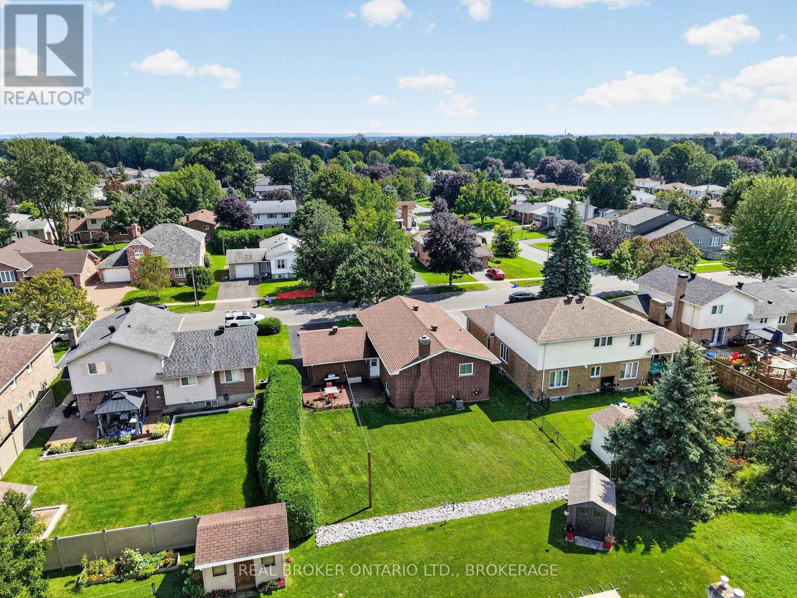 1321 Stormont Drive, Cornwall, ON