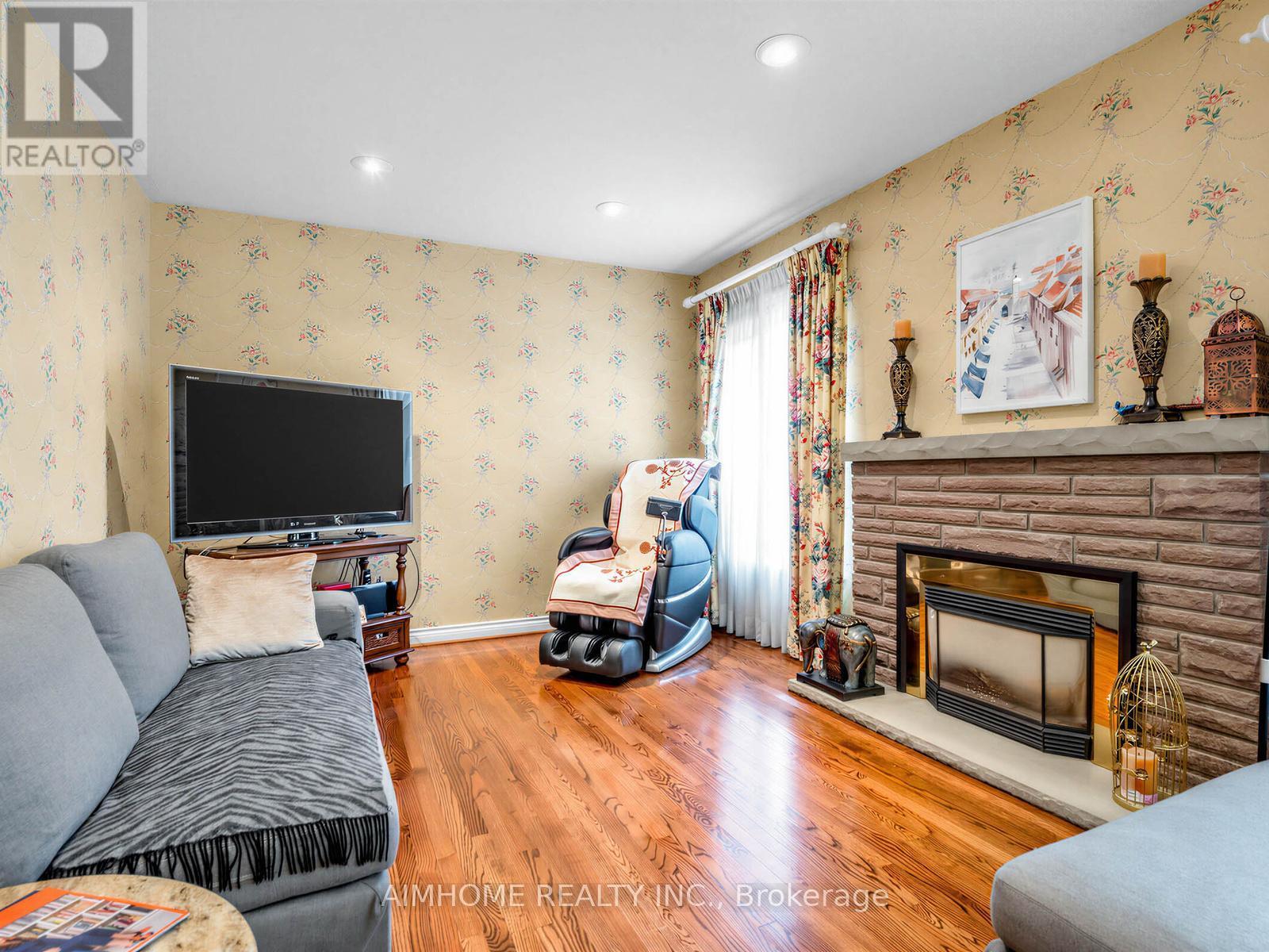 92 Braeside Square, Markham, ON